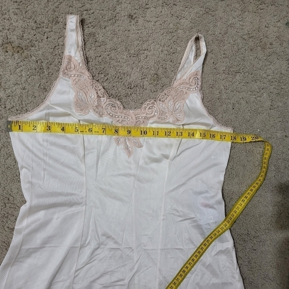 Vintage  retro Sleepwear peachy cream in size F/44 - Picture 11 of 13
